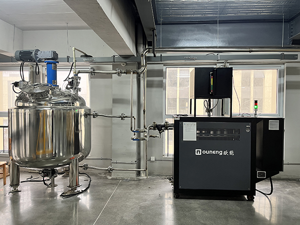 反應(yīng)釜油溫機(jī)的高精度優(yōu)勢(shì)與選擇要點(diǎn)解析