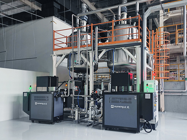 鋰電池隔膜控溫模溫機(jī) 鋰電池隔膜控溫模溫機(jī)