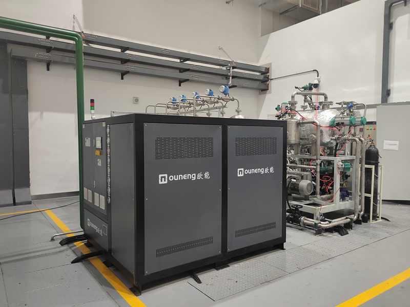 冷熱一體機(jī)導(dǎo)熱油泄漏什么原因？